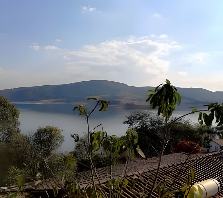 Vista do lago, 4 quartos, Piscina, Churrasqueira
