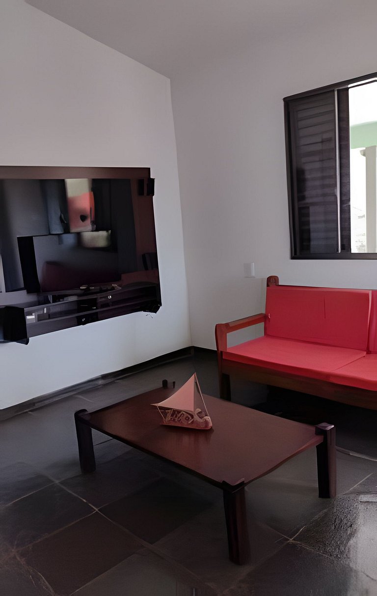 Vista do lago, 4 quartos, Piscina, Churrasqueira