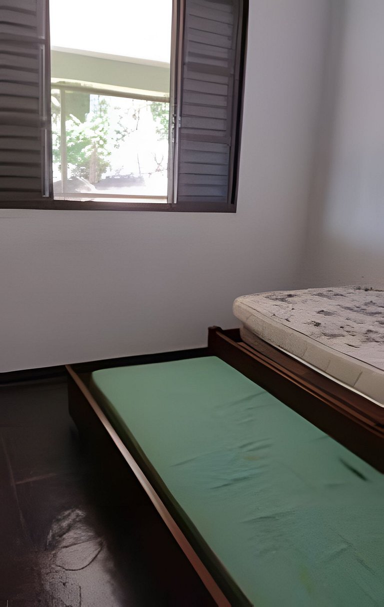 Vista do lago, 4 quartos, Piscina, Churrasqueira