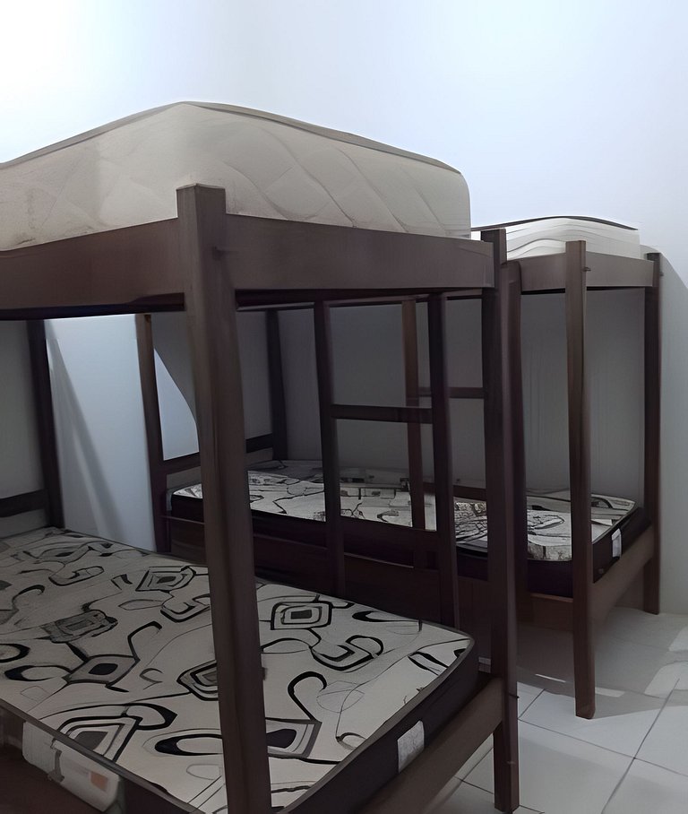 Vista do lago, 4 quartos, Piscina, Churrasqueira