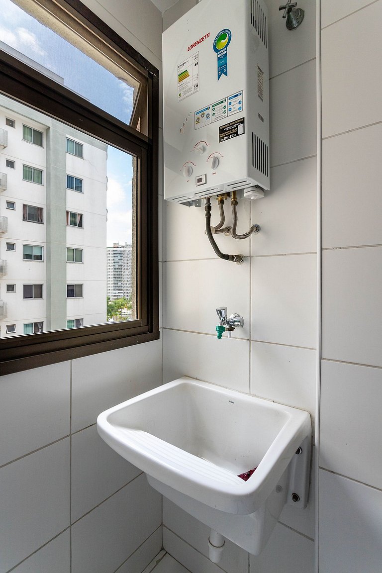 BARRA OLYMPIC, ROCK IN RIO AND OLYMPIC PARK ON FOOT, RIO CEN