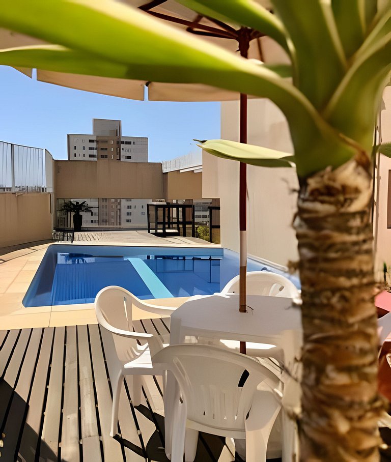 Apto para CASAL, varanda, garagem, piscina e sauna