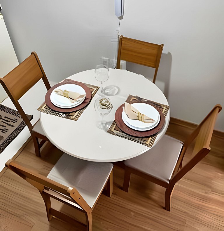 Apto para CASAL, varanda, garagem, piscina e sauna