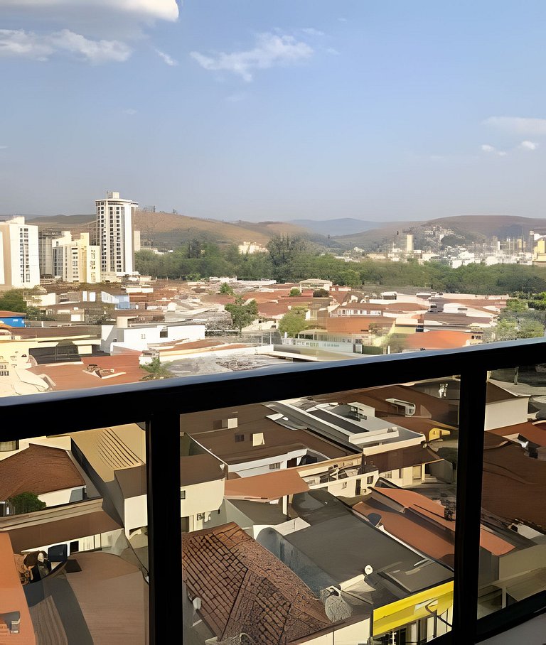 Apto para CASAL, varanda, garagem, piscina e sauna