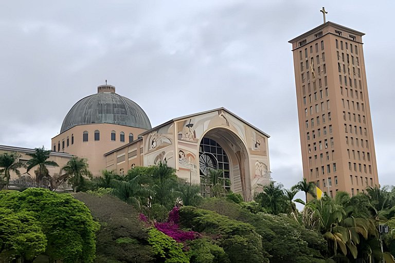 Apto para CASAL, varanda, garagem, piscina e sauna
