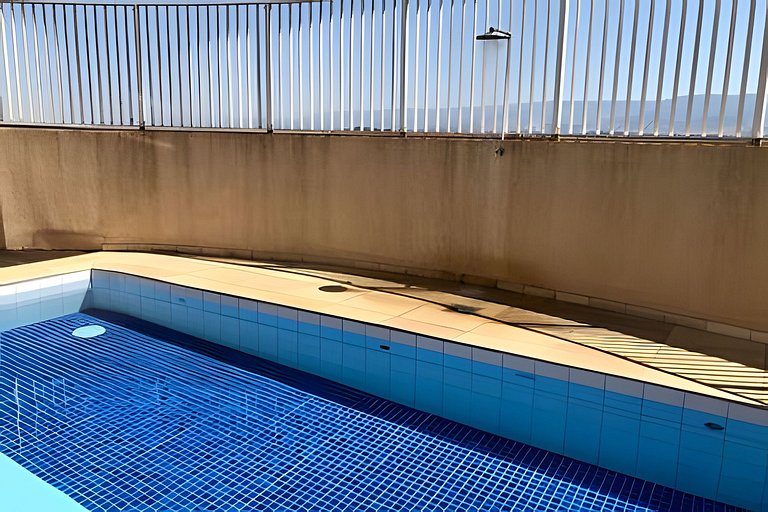 Apto para CASAL, varanda, garagem, piscina e sauna