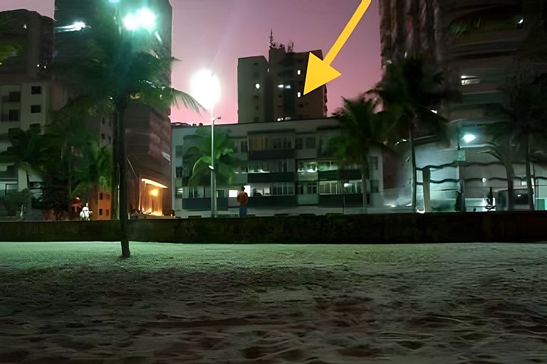 Pé na areia , vista mar , Wi-Fi e varanda !