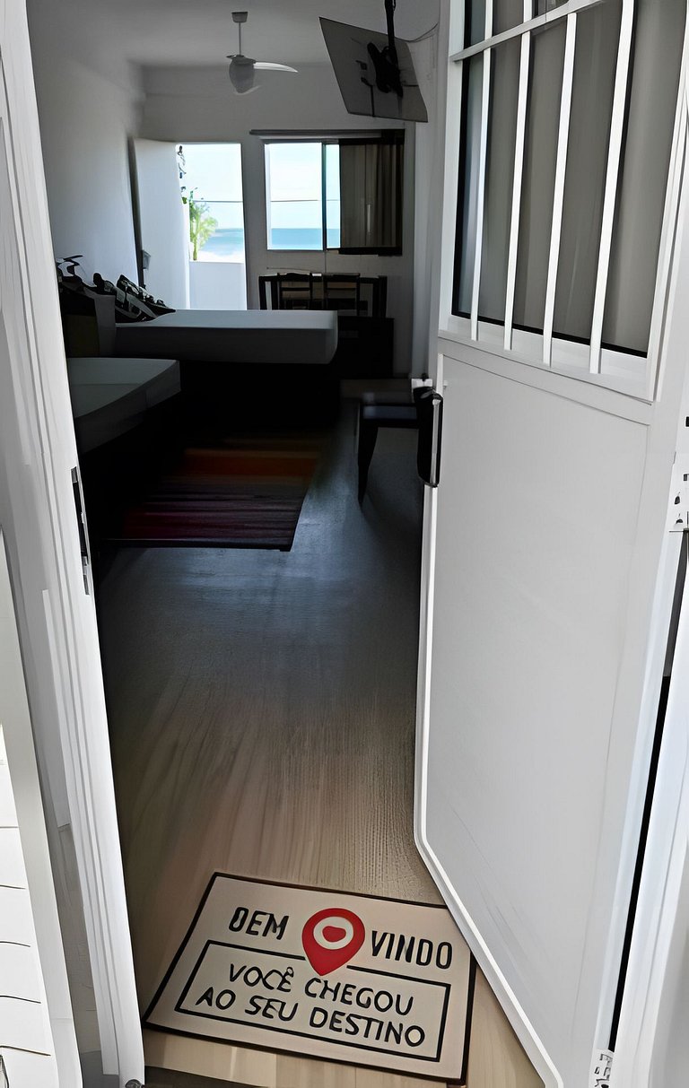 Pé na areia , vista mar , Wi-Fi e varanda !