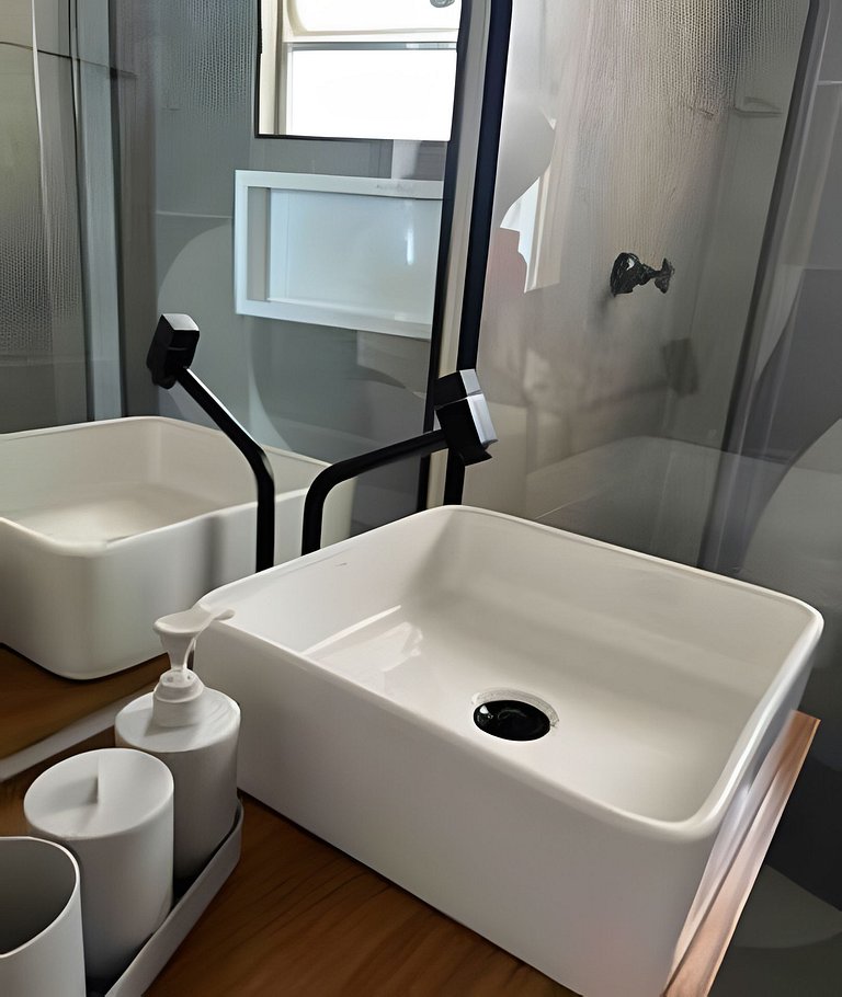 Pé na areia , vista mar , Wi-Fi e varanda !