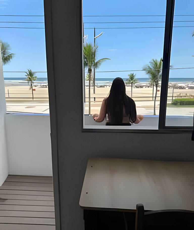 Pé na areia , vista mar , Wi-Fi e varanda !