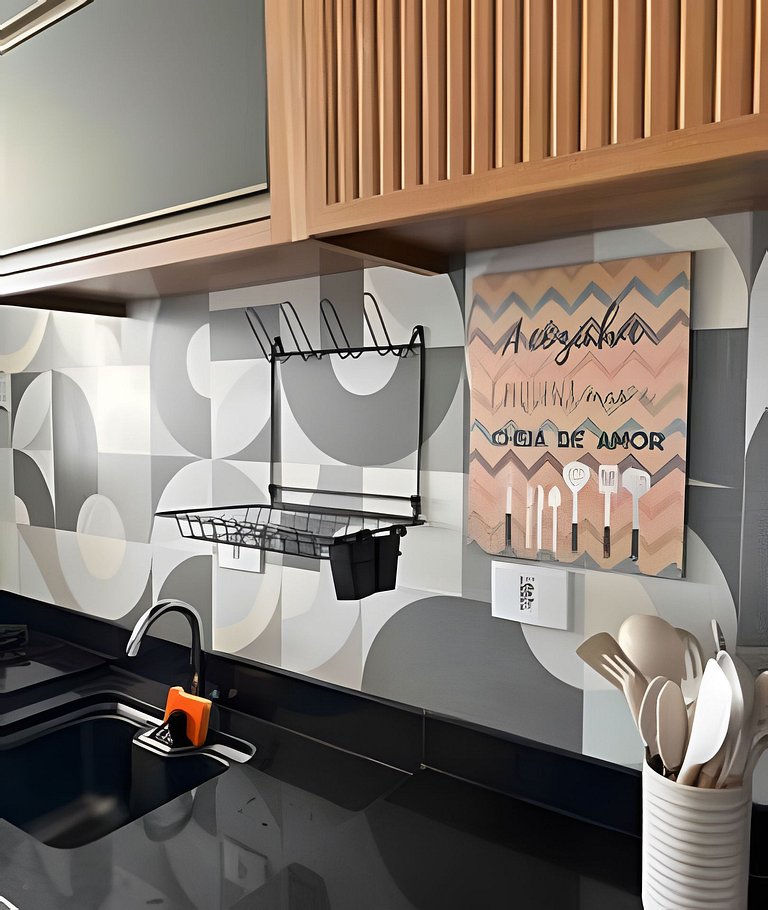 Pé na areia , vista mar , Wi-Fi e varanda !