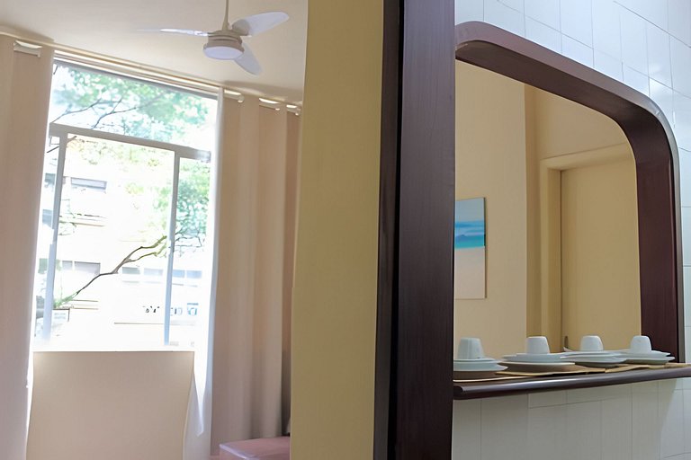 Vista Cristo a 300 metros da Praia de Copacabana.