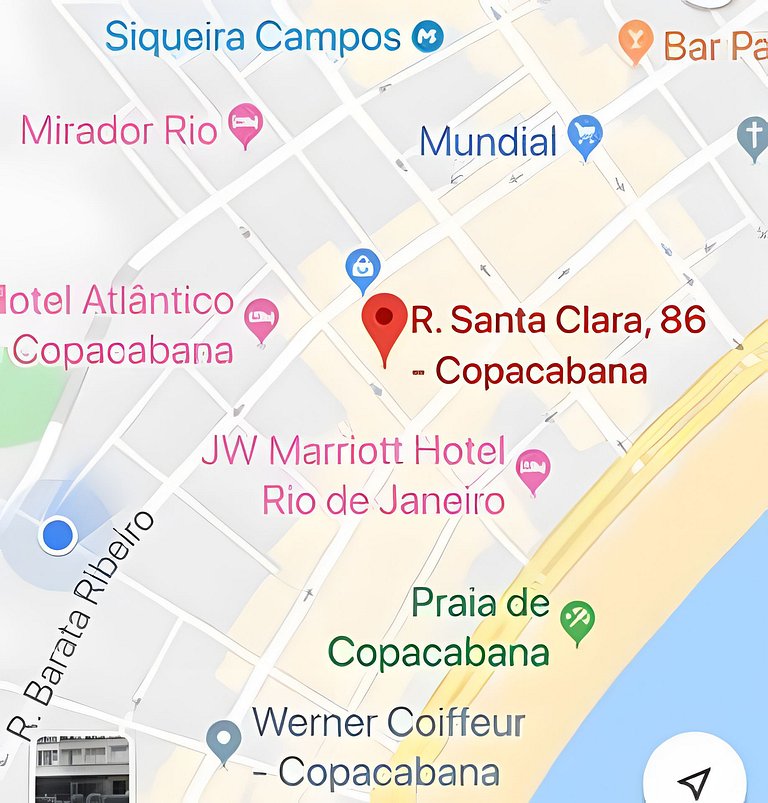 Vista Cristo a 300 metros da Praia de Copacabana.