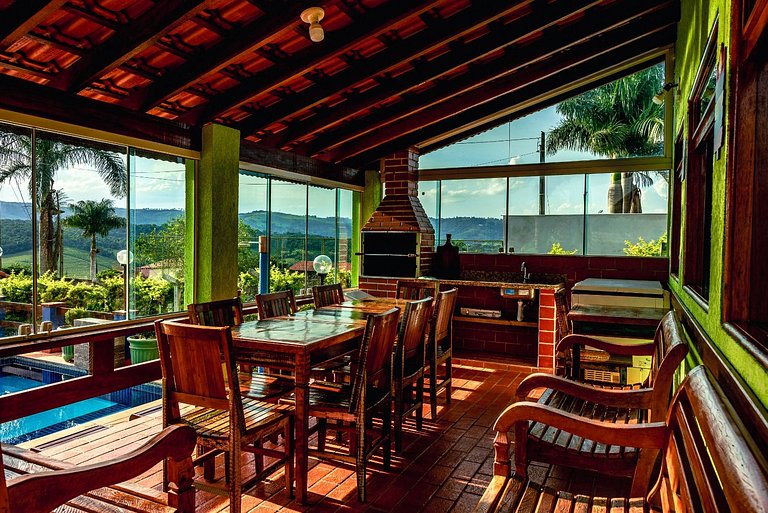 Chácara com VISTA para as Montanhas ; PET FRIENDLY