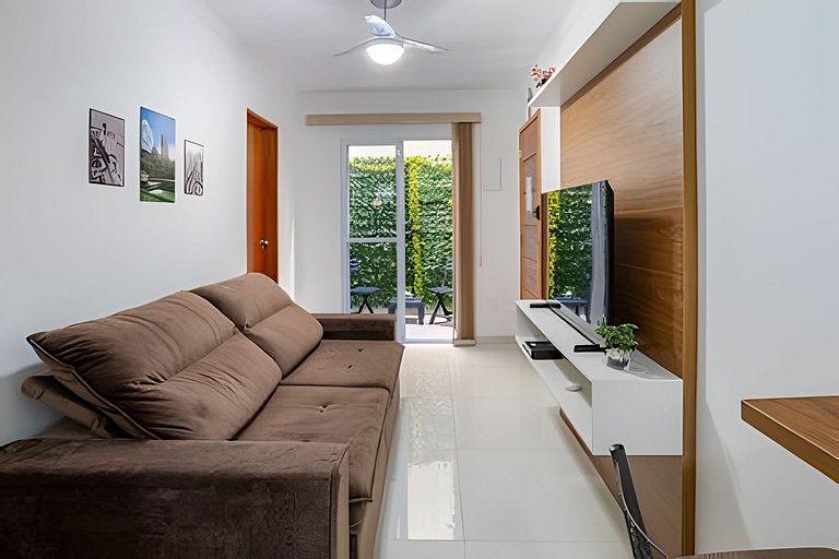 Apto 6 a 800m do Metrô Tucuruvi; 2 quartos; térreo