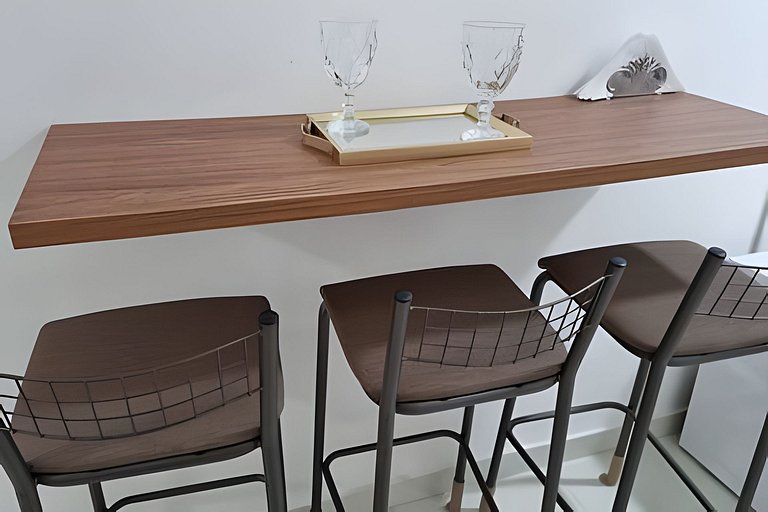 Apto 6 a 800m do Metrô Tucuruvi; 2 quartos; térreo