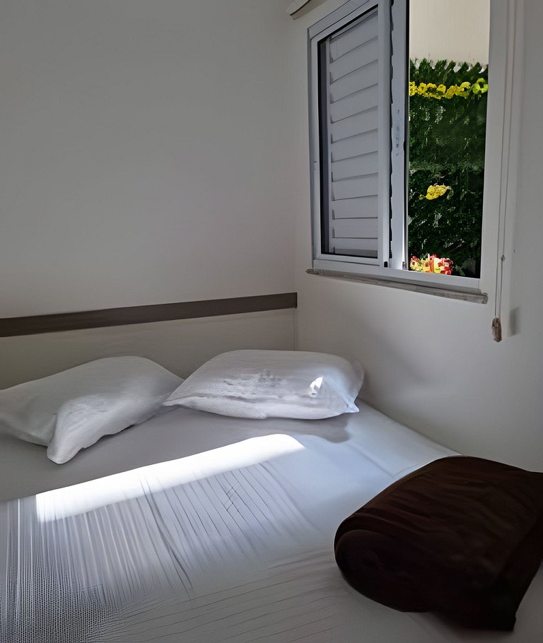 Apto 6 a 800m do Metrô Tucuruvi; 2 quartos; térreo