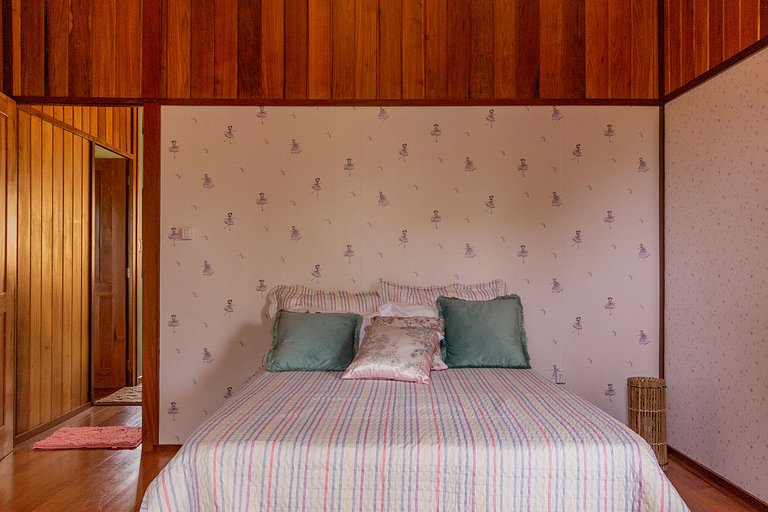 Alter do Chão - 3 dormitórios com A/C a dois passos do paraí